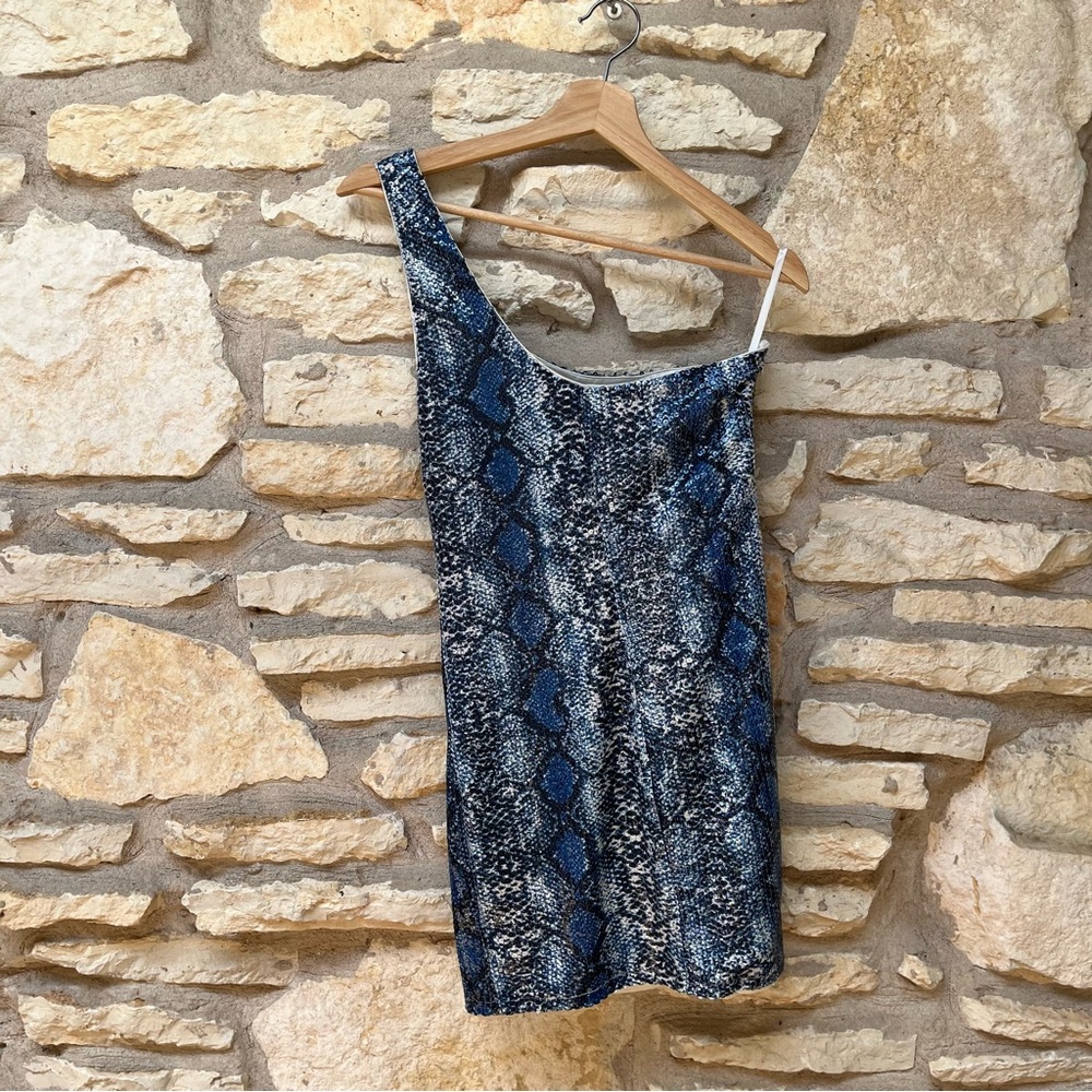 Revolve Superdown Blue Silver Snakeskin Sequin Re… - image 6